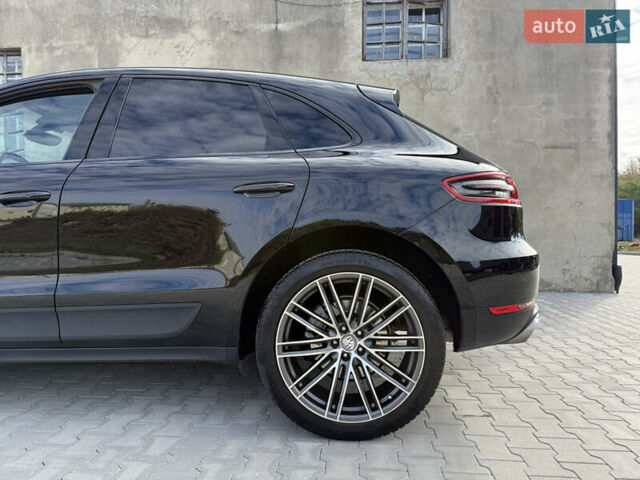 Черный Порше Масан, объемом двигателя 3 л и пробегом 179 тыс. км за 28900 $, фото 8 на Automoto.ua