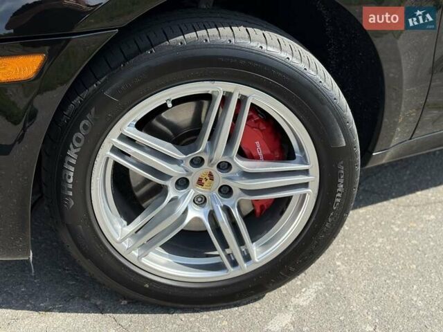 Черный Порше Масан, объемом двигателя 3.6 л и пробегом 125 тыс. км за 27000 $, фото 3 на Automoto.ua