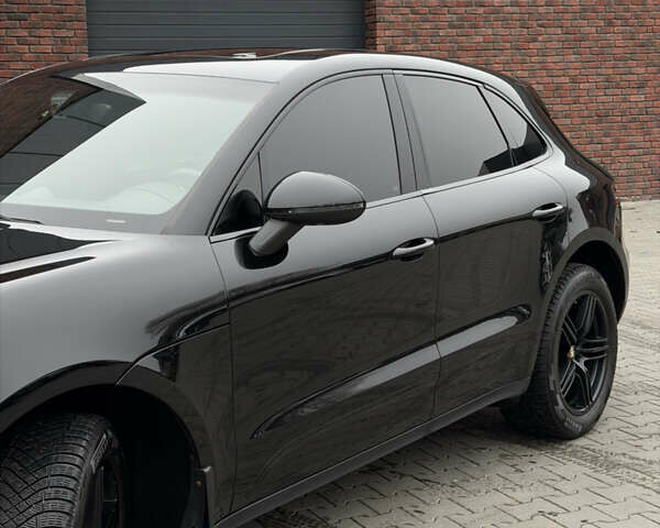 Черный Порше Масан, объемом двигателя 3 л и пробегом 103 тыс. км за 32000 $, фото 2 на Automoto.ua