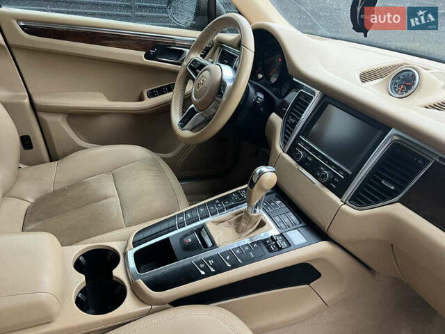 Чорний Порше Масан, об'ємом двигуна 3 л та пробігом 273 тис. км за 18200 $, фото 43 на Automoto.ua