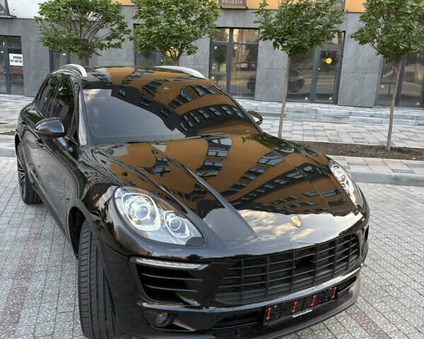 Черный Порше Масан, объемом двигателя 3 л и пробегом 173 тыс. км за 27999 $, фото 2 на Automoto.ua
