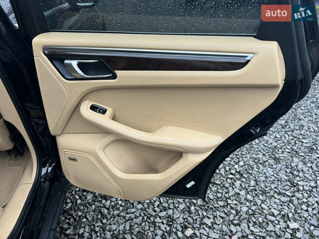 Чорний Порше Масан, об'ємом двигуна 3 л та пробігом 273 тис. км за 18200 $, фото 36 на Automoto.ua