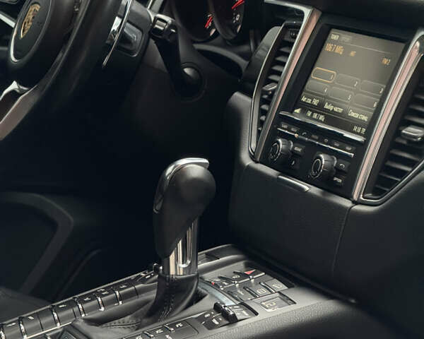 Черный Порше Масан, объемом двигателя 3 л и пробегом 103 тыс. км за 32000 $, фото 29 на Automoto.ua