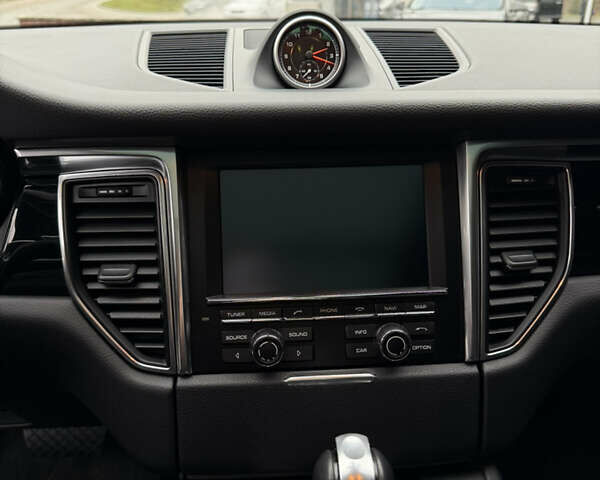 Черный Порше Масан, объемом двигателя 3 л и пробегом 103 тыс. км за 32000 $, фото 41 на Automoto.ua