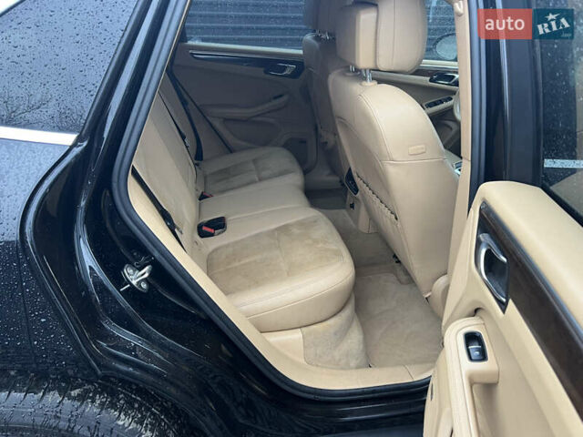 Чорний Порше Масан, об'ємом двигуна 3 л та пробігом 273 тис. км за 18200 $, фото 35 на Automoto.ua