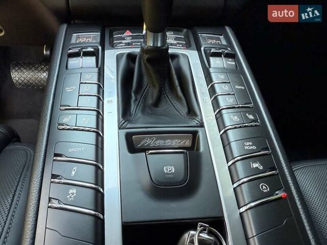 Черный Порше Масан, объемом двигателя 3.6 л и пробегом 125 тыс. км за 27000 $, фото 21 на Automoto.ua
