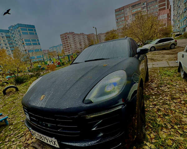 Чорний Порше Масан, об'ємом двигуна 3 л та пробігом 183 тис. км за 20000 $, фото 1 на Automoto.ua