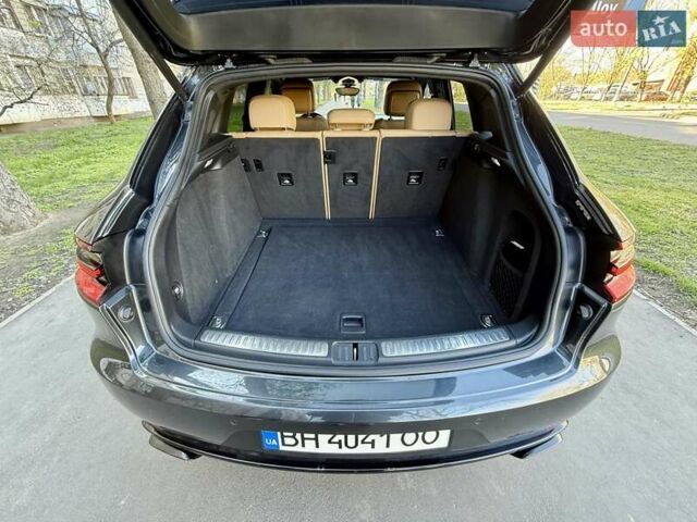 Черный Порше Масан, объемом двигателя 1.98 л и пробегом 137 тыс. км за 26900 $, фото 82 на Automoto.ua