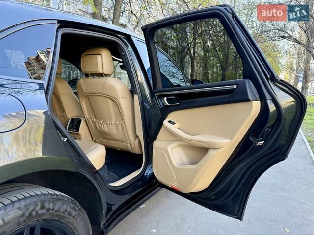 Черный Порше Масан, объемом двигателя 1.98 л и пробегом 137 тыс. км за 26900 $, фото 94 на Automoto.ua