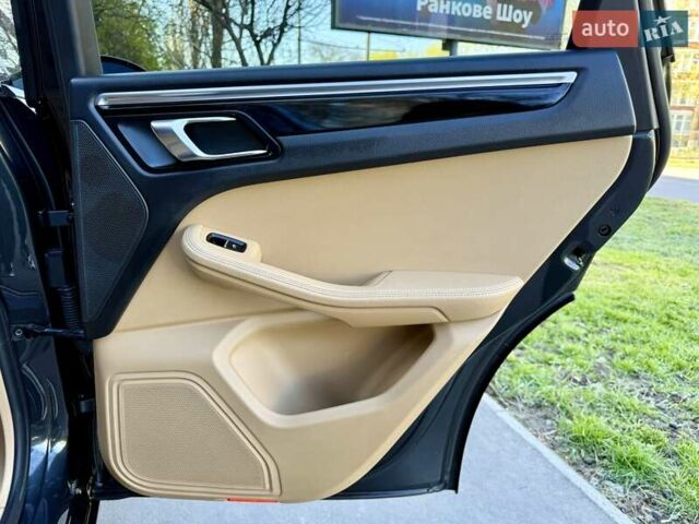 Черный Порше Масан, объемом двигателя 1.98 л и пробегом 137 тыс. км за 26900 $, фото 95 на Automoto.ua