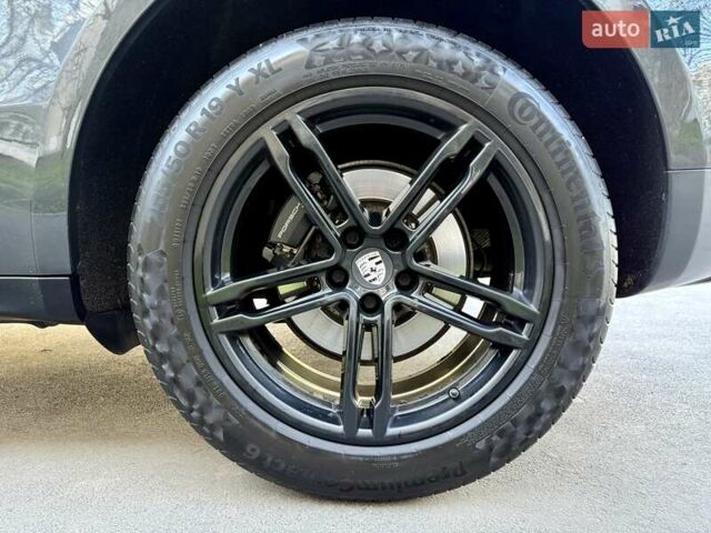 Черный Порше Масан, объемом двигателя 1.98 л и пробегом 137 тыс. км за 26900 $, фото 45 на Automoto.ua