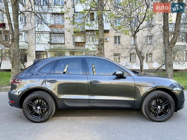 Черный Порше Масан, объемом двигателя 1.98 л и пробегом 137 тыс. км за 26900 $, фото 9 на Automoto.ua