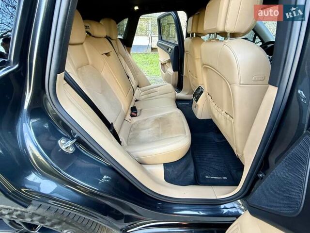 Черный Порше Масан, объемом двигателя 1.98 л и пробегом 137 тыс. км за 26900 $, фото 91 на Automoto.ua