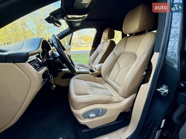 Черный Порше Масан, объемом двигателя 1.98 л и пробегом 137 тыс. км за 26900 $, фото 5 на Automoto.ua