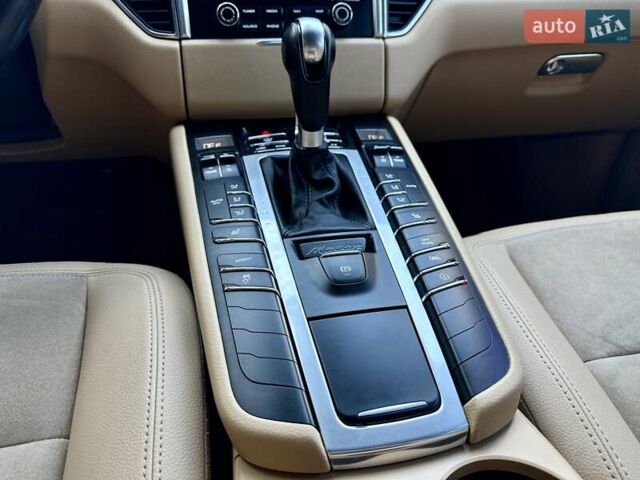 Черный Порше Масан, объемом двигателя 1.98 л и пробегом 137 тыс. км за 26900 $, фото 84 на Automoto.ua