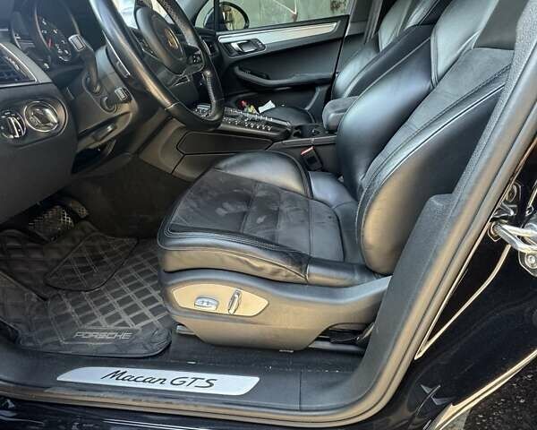 Черный Порше Масан, объемом двигателя 3 л и пробегом 140 тыс. км за 49000 $, фото 7 на Automoto.ua
