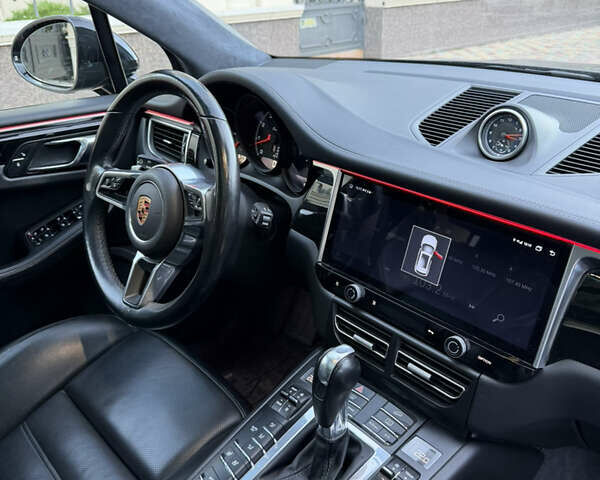 Чорний Порше Масан, об'ємом двигуна 3.6 л та пробігом 78 тис. км за 42500 $, фото 16 на Automoto.ua