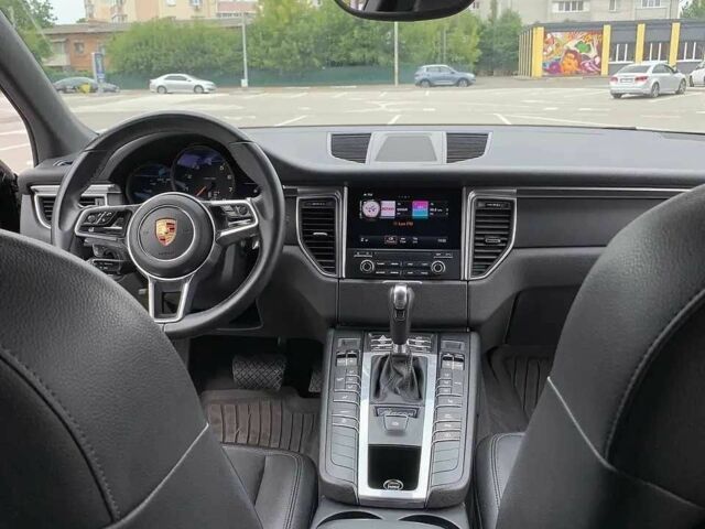 Черный Порше Масан, объемом двигателя 2 л и пробегом 210 тыс. км за 26500 $, фото 4 на Automoto.ua