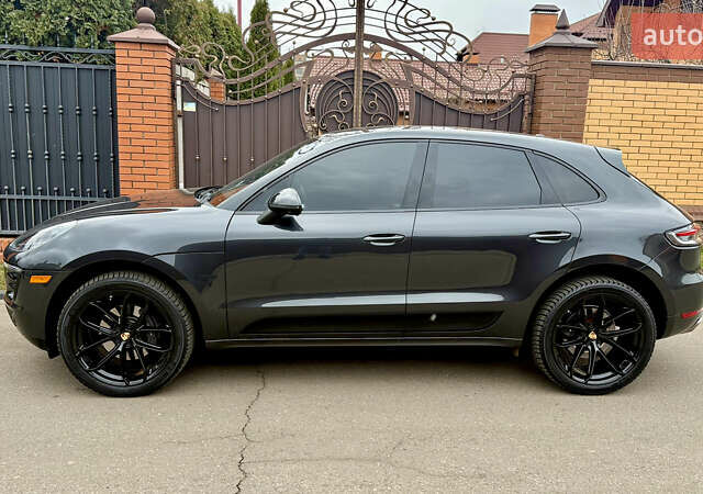 Чорний Порше Масан, об'ємом двигуна 2 л та пробігом 207 тис. км за 27000 $, фото 1 на Automoto.ua