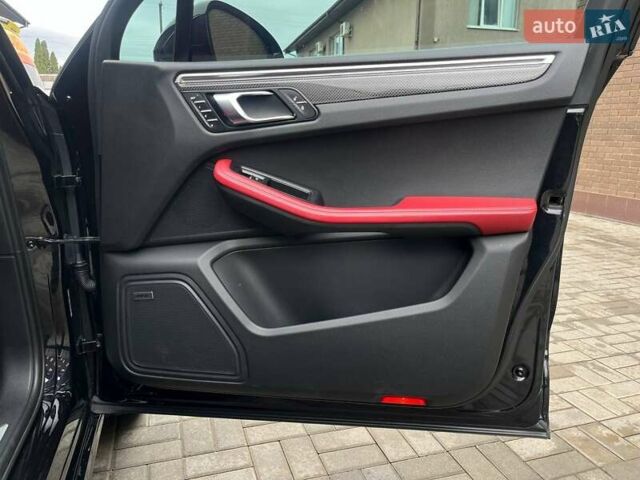 Порше Масан 2017 в Харькове на Automoto.ua Черный Порше Масан, объемом двигателя 3 л и пробегом 118 тыс. км за 29900 $, фото 25 на Automoto.ua