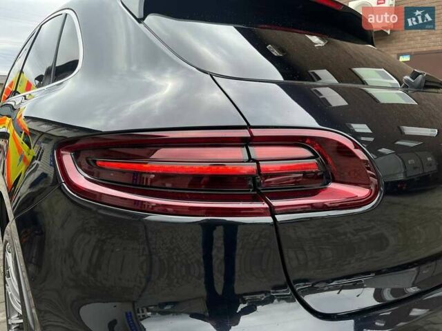 Порше Масан 2017 в Харькове на Automoto.ua Черный Порше Масан, объемом двигателя 3 л и пробегом 118 тыс. км за 29900 $, фото 16 на Automoto.ua