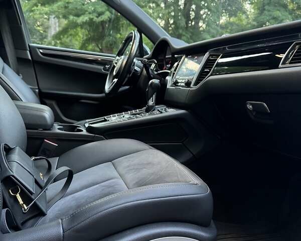 Чорний Порше Масан, об'ємом двигуна 1.98 л та пробігом 90 тис. км за 32000 $, фото 18 на Automoto.ua