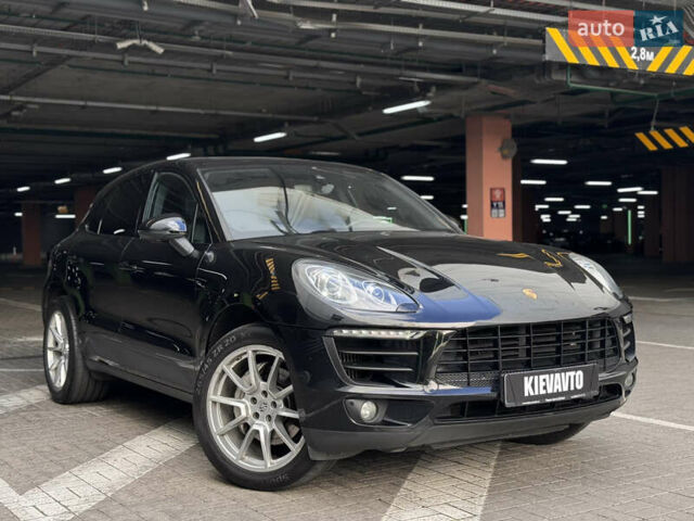 Чорний Порше Масан, об'ємом двигуна 3 л та пробігом 142 тис. км за 25000 $, фото 4 на Automoto.ua