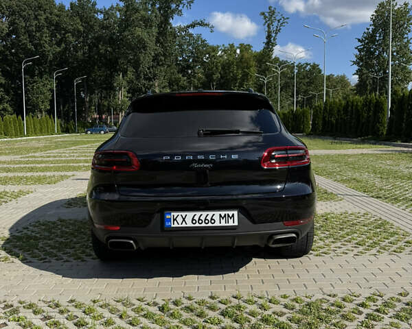 Черный Порше Масан, объемом двигателя 1.98 л и пробегом 56 тыс. км за 40000 $, фото 7 на Automoto.ua
