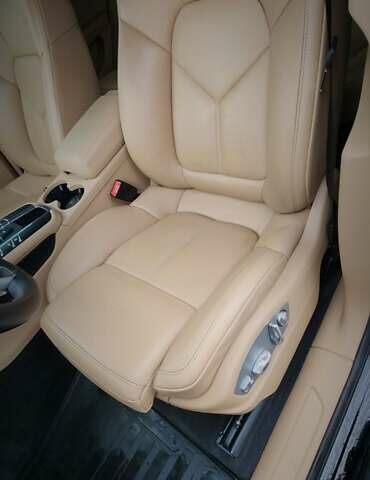 Порше Масан 2018 в Киеве на Automoto.ua Черный Порше Масан, объемом двигателя 1.98 л и пробегом 80 тыс. км за 33000 $, фото 9 на Automoto.ua