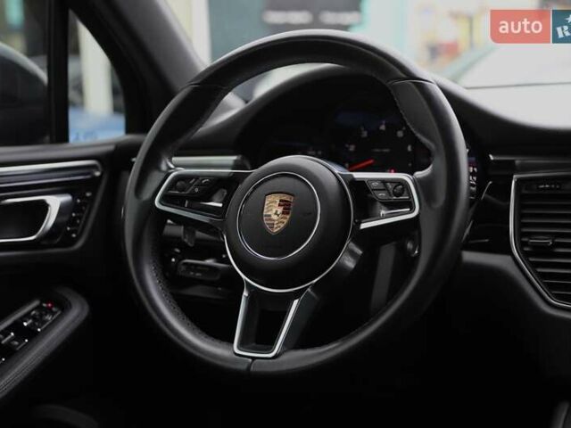 Чорний Порше Масан, об'ємом двигуна 1.98 л та пробігом 52 тис. км за 34500 $, фото 11 на Automoto.ua