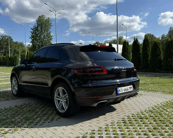 Черный Порше Масан, объемом двигателя 1.98 л и пробегом 56 тыс. км за 40000 $, фото 8 на Automoto.ua