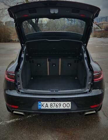 Порше Масан 2018 в Киеве на Automoto.ua Черный Порше Масан, объемом двигателя 1.98 л и пробегом 80 тыс. км за 33000 $, фото 6 на Automoto.ua