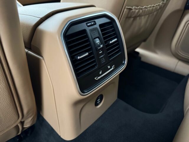 Черный Порше Масан, объемом двигателя 2 л и пробегом 113 тыс. км за 35700 $, фото 12 на Automoto.ua