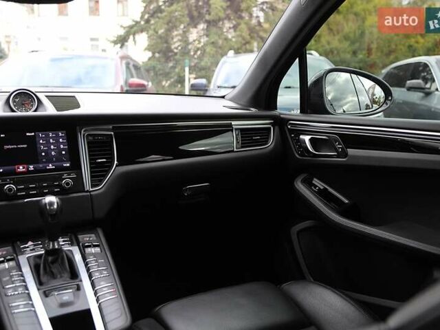 Чорний Порше Масан, об'ємом двигуна 1.98 л та пробігом 52 тис. км за 34500 $, фото 13 на Automoto.ua