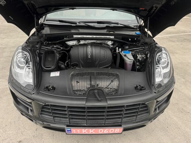 Черный Порше Масан, объемом двигателя 2 л и пробегом 113 тыс. км за 35700 $, фото 9 на Automoto.ua