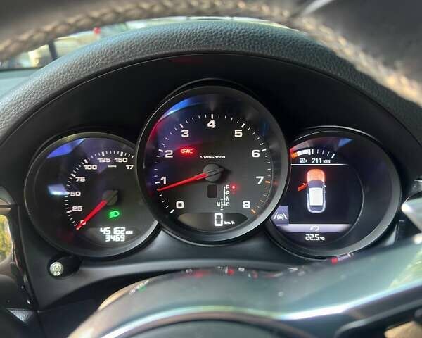 Черный Порше Масан, объемом двигателя 1.98 л и пробегом 45 тыс. км за 35000 $, фото 5 на Automoto.ua