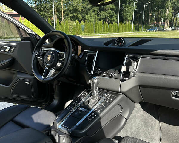 Черный Порше Масан, объемом двигателя 1.98 л и пробегом 56 тыс. км за 42500 $, фото 31 на Automoto.ua