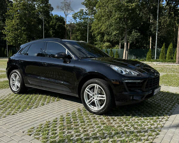 Черный Порше Масан, объемом двигателя 1.98 л и пробегом 56 тыс. км за 40000 $, фото 3 на Automoto.ua