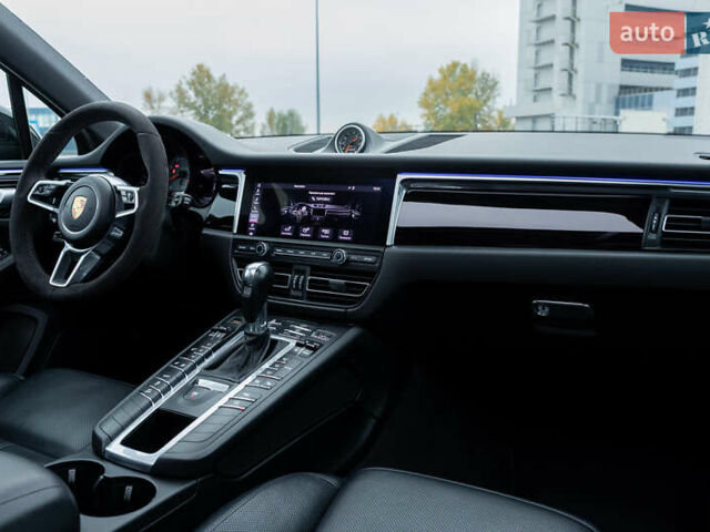 Порше Масан 2019 у Києві на Automoto.ua Чорний Порше Масан, об'ємом двигуна 3 л та пробігом 99 тис. км за 55000 $, фото 20 на Automoto.ua