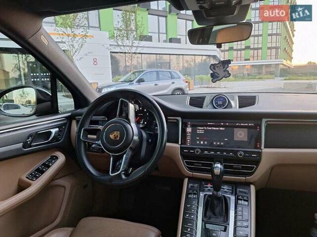 Чорний Порше Масан, об'ємом двигуна 2 л та пробігом 85 тис. км за 49999 $, фото 12 на Automoto.ua