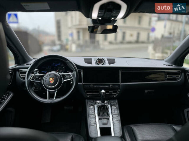 Чорний Порше Масан, об'ємом двигуна 2 л та пробігом 109 тис. км за 42500 $, фото 10 на Automoto.ua