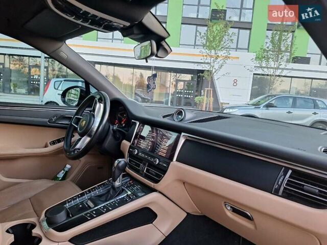 Чорний Порше Масан, об'ємом двигуна 2 л та пробігом 85 тис. км за 49999 $, фото 19 на Automoto.ua
