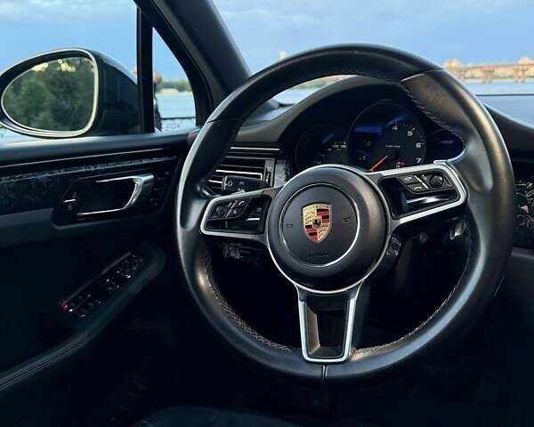 Чорний Порше Масан, об'ємом двигуна 1.98 л та пробігом 75 тис. км за 49200 $, фото 13 на Automoto.ua
