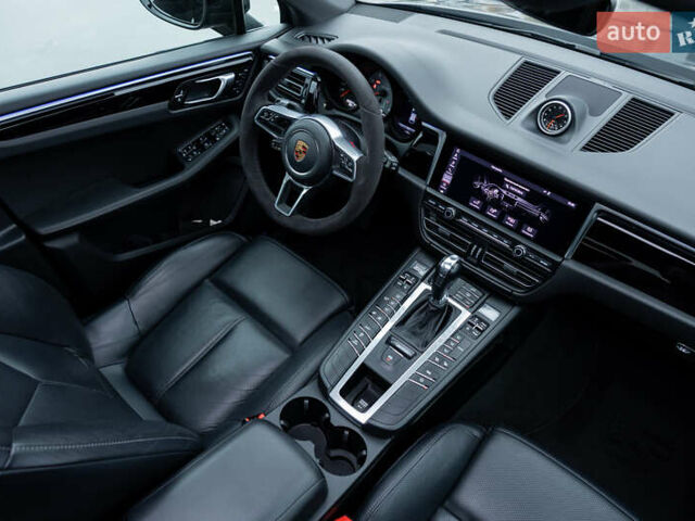 Порше Масан 2019 у Києві на Automoto.ua Чорний Порше Масан, об'ємом двигуна 3 л та пробігом 99 тис. км за 55000 $, фото 18 на Automoto.ua