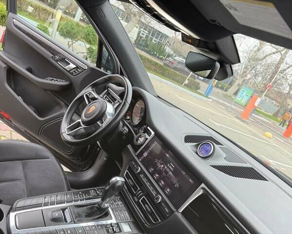 Чорний Порше Масан, об'ємом двигуна 3 л та пробігом 89 тис. км за 36900 $, фото 2 на Automoto.ua