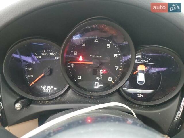 Черный Порше Масан, объемом двигателя 2 л и пробегом 67 тыс. км за 32695 $, фото 8 на Automoto.ua