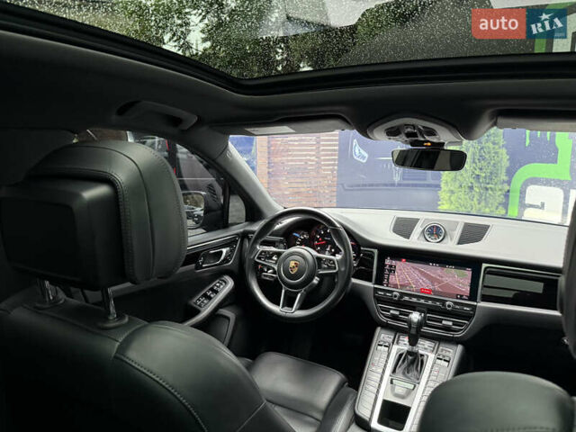 Черный Порше Масан, объемом двигателя 1.98 л и пробегом 70 тыс. км за 47990 $, фото 49 на Automoto.ua