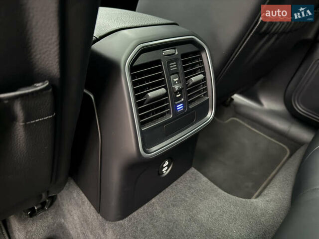 Черный Порше Масан, объемом двигателя 1.98 л и пробегом 70 тыс. км за 47990 $, фото 38 на Automoto.ua