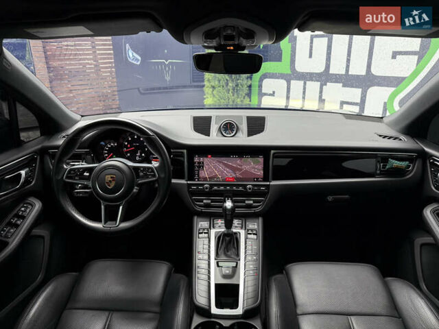Черный Порше Масан, объемом двигателя 1.98 л и пробегом 70 тыс. км за 47990 $, фото 48 на Automoto.ua