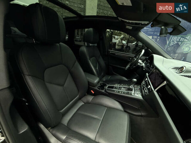 Черный Порше Масан, объемом двигателя 1.98 л и пробегом 70 тыс. км за 47990 $, фото 46 на Automoto.ua